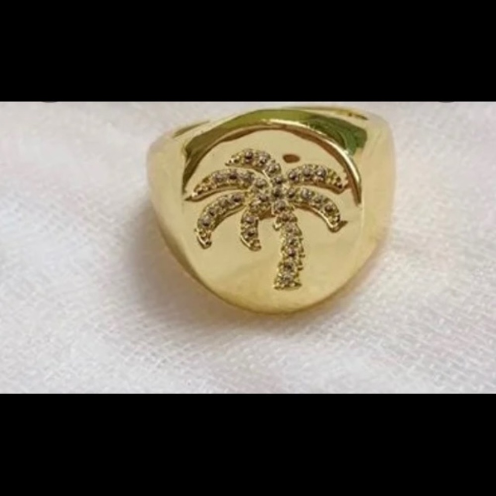 COPY - Gold palm breezy ring